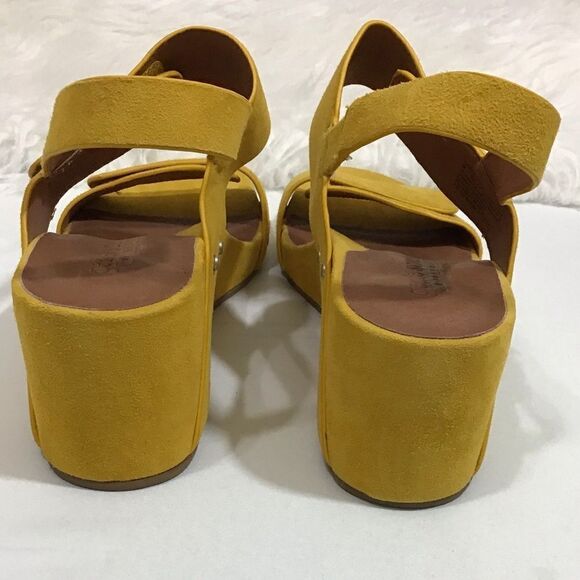 Gentle Souls Gianna Wedge Heel Sling Back Sandals Size 39 - Picture 8 of 10